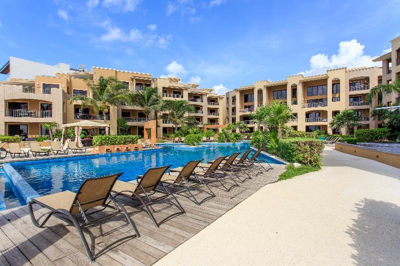 El Faro Oceanfront * Playa del Carmen