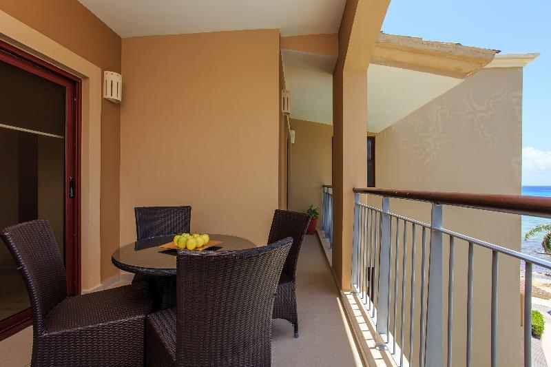 Apartamento El Faro Oceanfront *